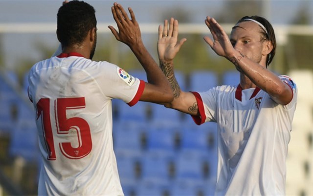 华盛顿奇才训练开放日，清晨豪取连胜引欢呼，欧超杯在即，赛程密集仍需轮换(库里全明星训练命中半场三分)